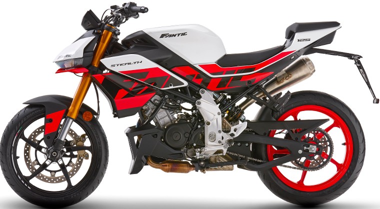 stealth125 racing white1 stealth125 racing white1